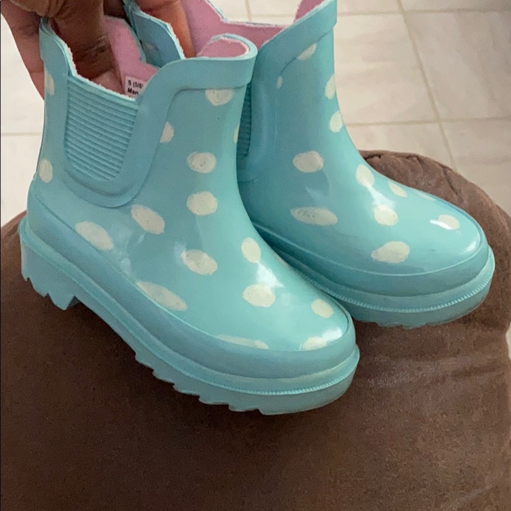 Rain boots
